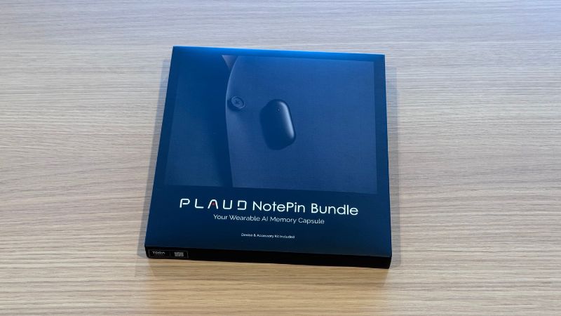 PLAUD NotePinの外箱表面